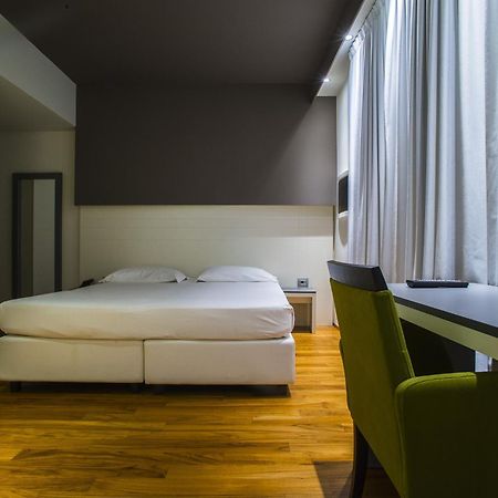 Hotel Mariet Romano di Lombardia Extérieur photo