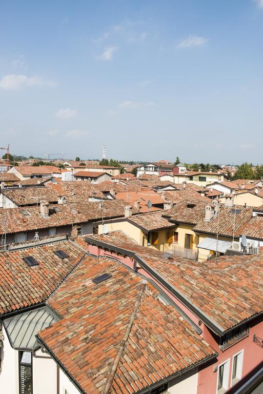 Hotel Mariet Romano di Lombardia Extérieur photo